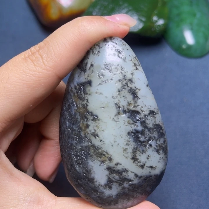 未镶嵌和田玉珠宝奇石