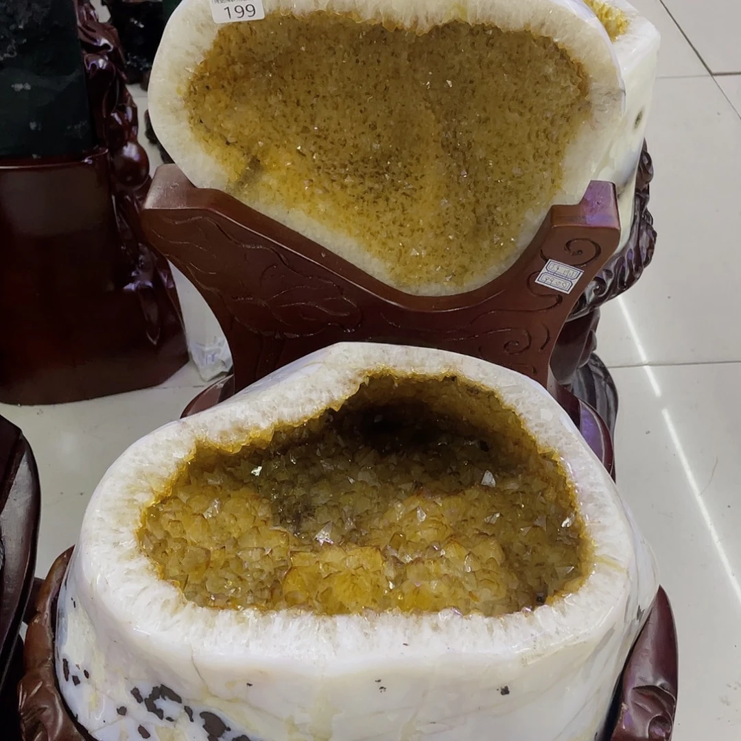 紫晶未镶嵌大型摆件（非配饰）思199