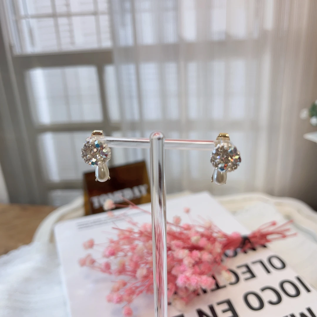 非金属合成锆石耳饰 W658韩系造型设计复古精致轻奢百搭耳坠