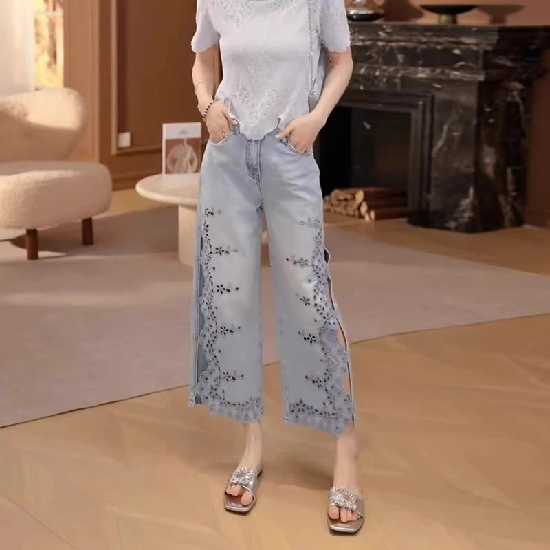 欧货重工刺绣花朵镂空直筒牛仔裤女2025夏季款高腰宽松阔腿八分裤
