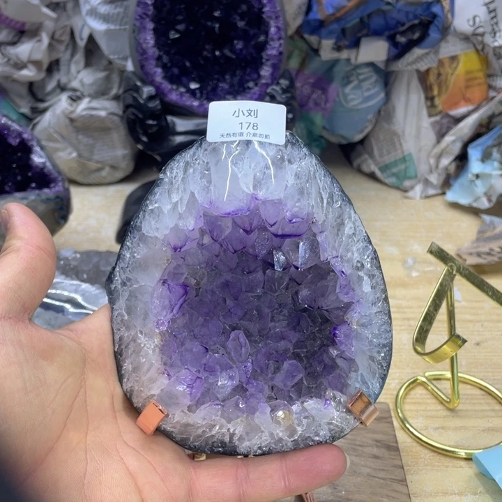 未镶嵌大型摆件（非配饰）水晶