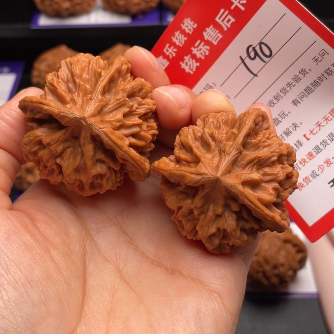 把件文玩核桃三棱45尺