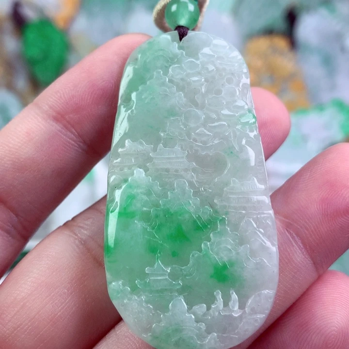 吊坠(不含链)未镶嵌翡翠