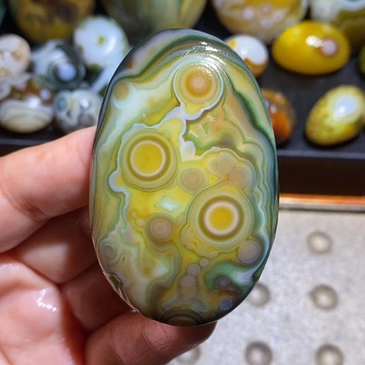 未镶嵌玛瑙/玉髓珠宝半成品72