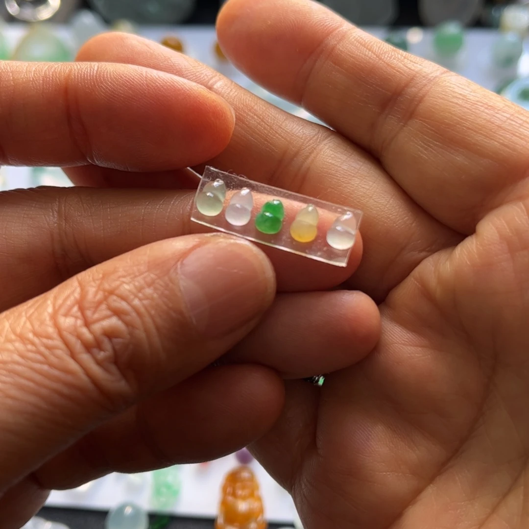 定制翡翠未镶嵌葫芦