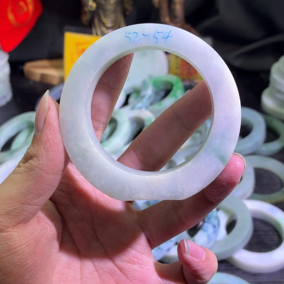 定制翡翠未镶嵌天然翡翠A货毛胚手镯定制