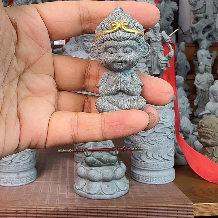 石材金色小悟空1个