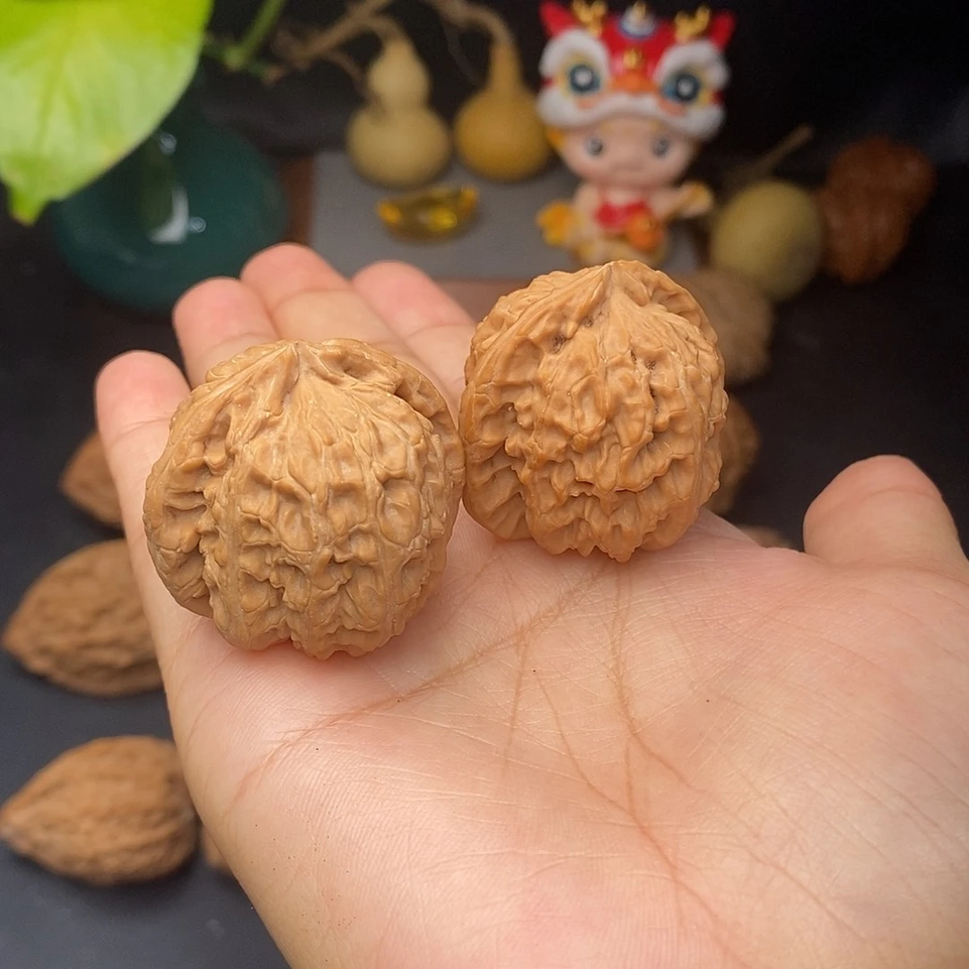 把件文玩核桃三角白全品36