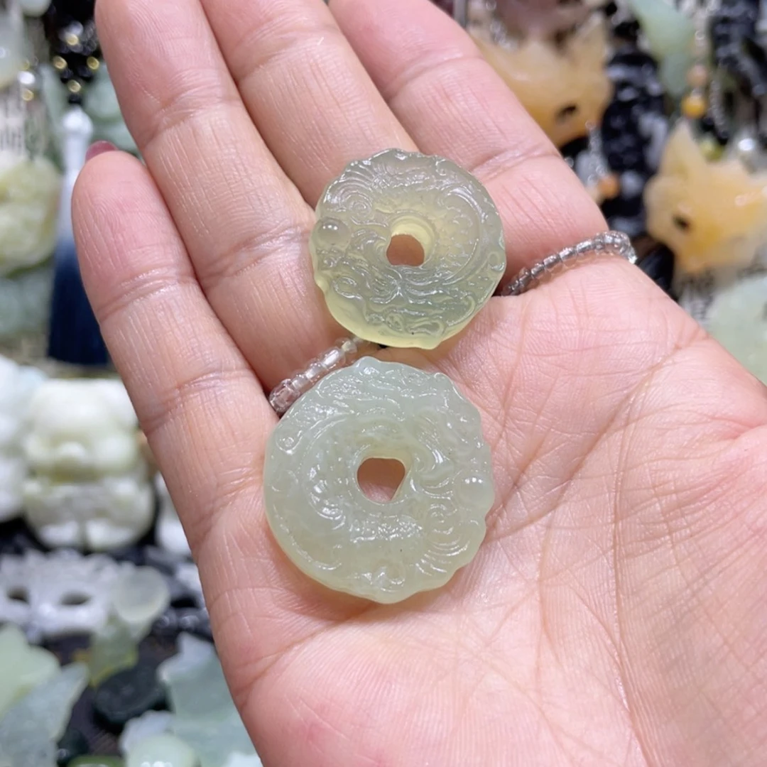 【闪购商品】岫玉未镶嵌颈饰朝****满57吊坠