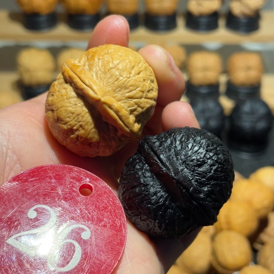 极品双色珠核桃34。