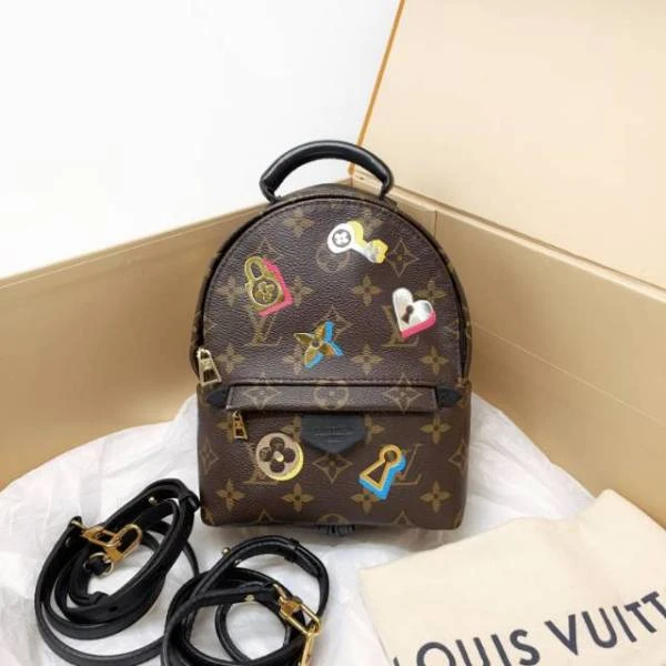 路易威登/包包/15*22，19年芯片/C216210282