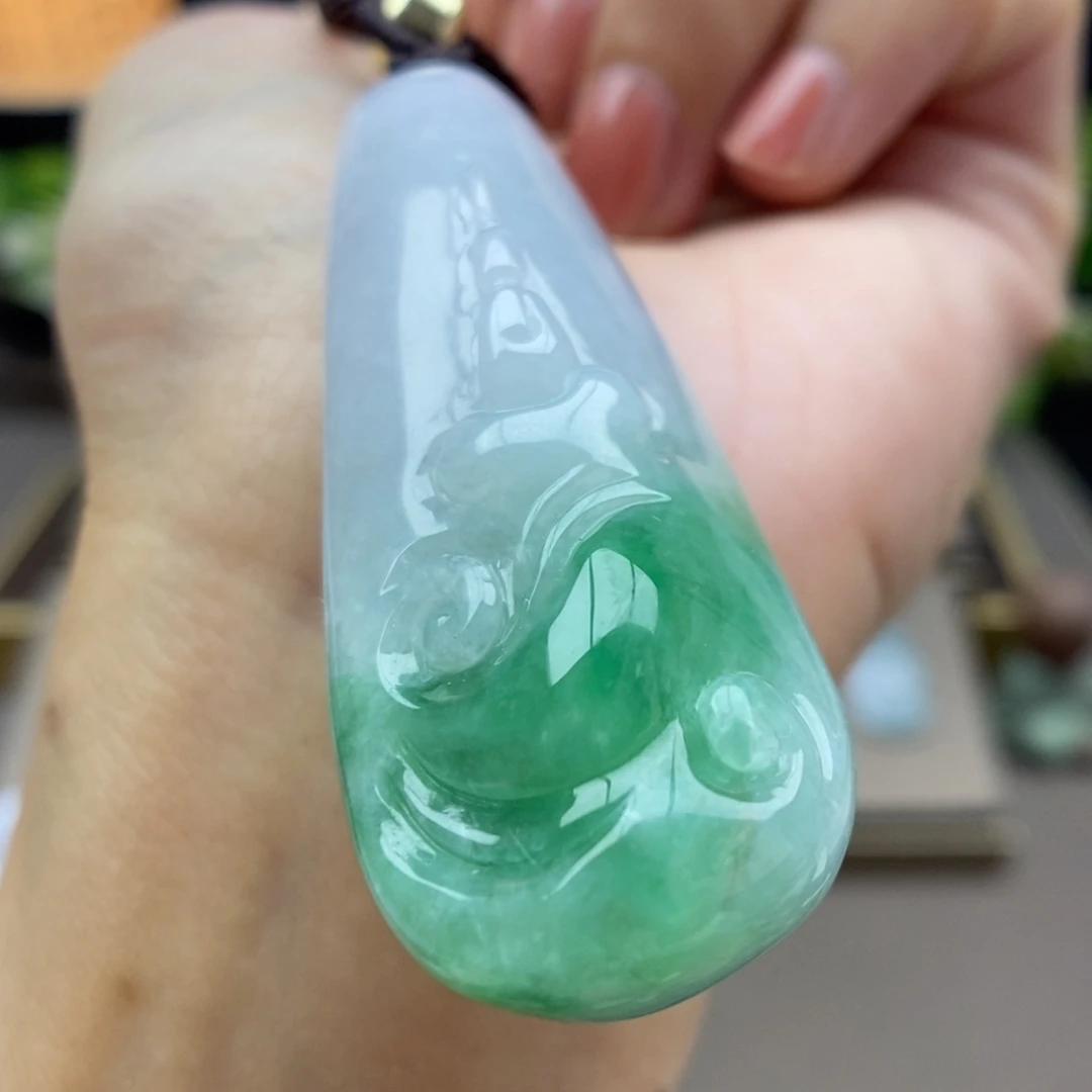 翡翠未镶嵌颈饰吊坠54