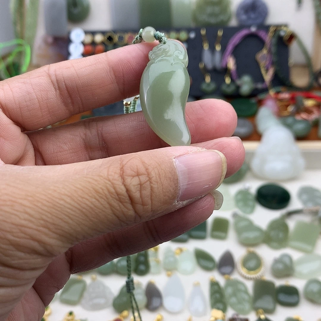 和田玉未镶嵌吊坠(不含链)