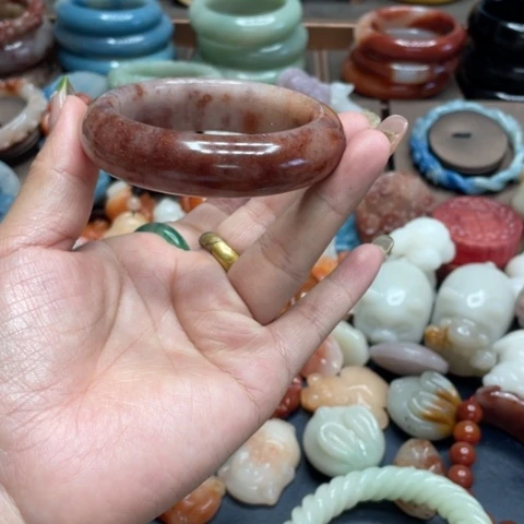 合金石英质玉（黄龙玉）手链娜**?