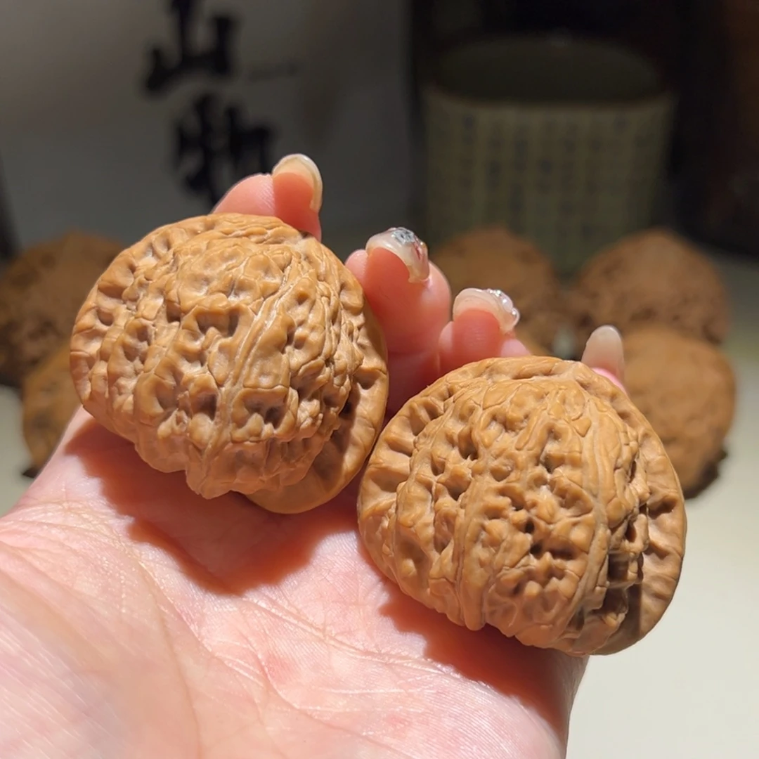 桃核吊坠三角白39全品