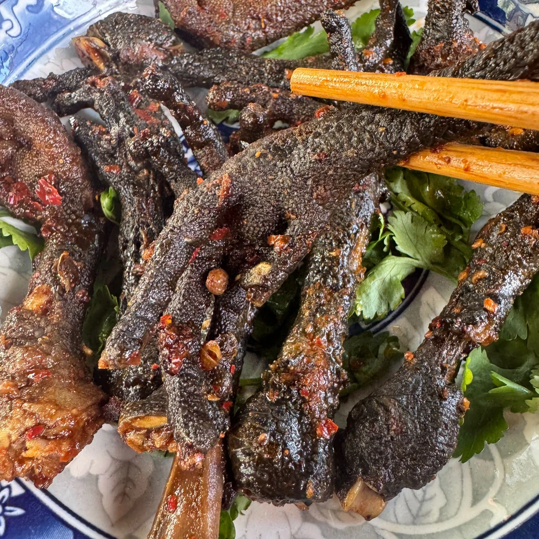 云南大理永平跑山鸡黄焖胡辣子鸡爪（中只）香辣软糯