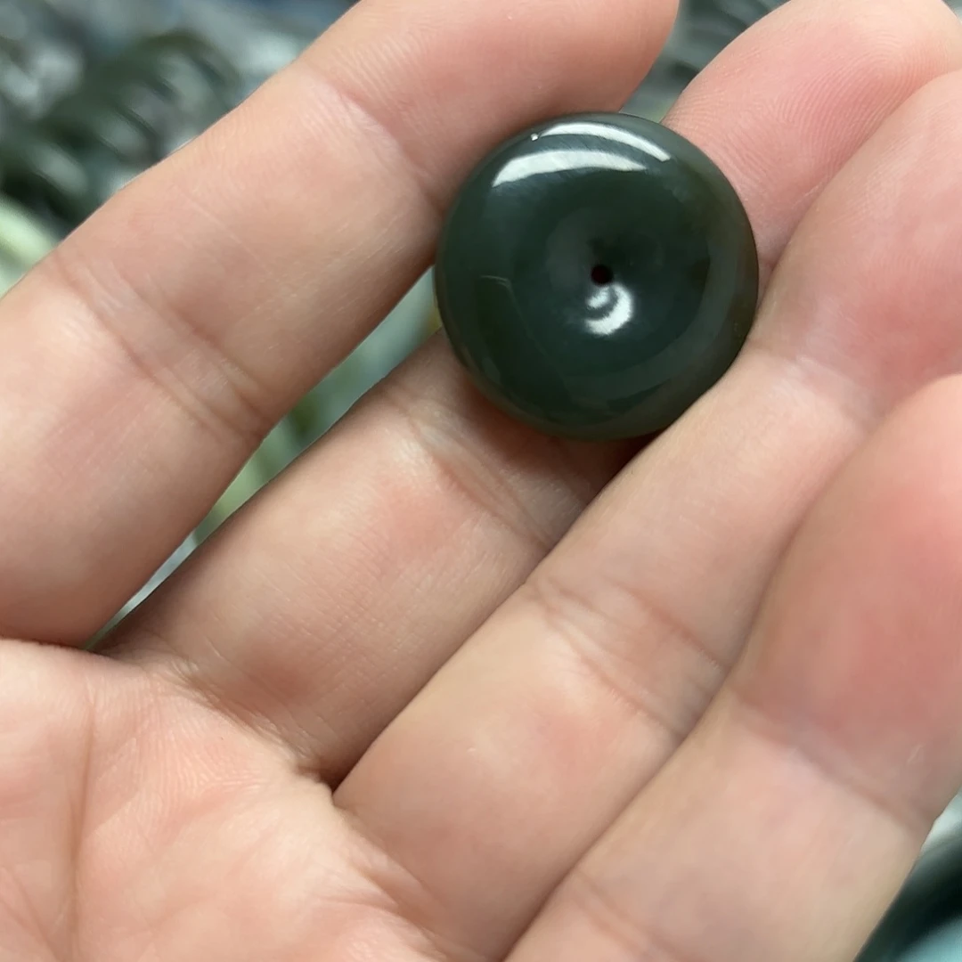 未镶嵌手镯和田玉（糖玉）