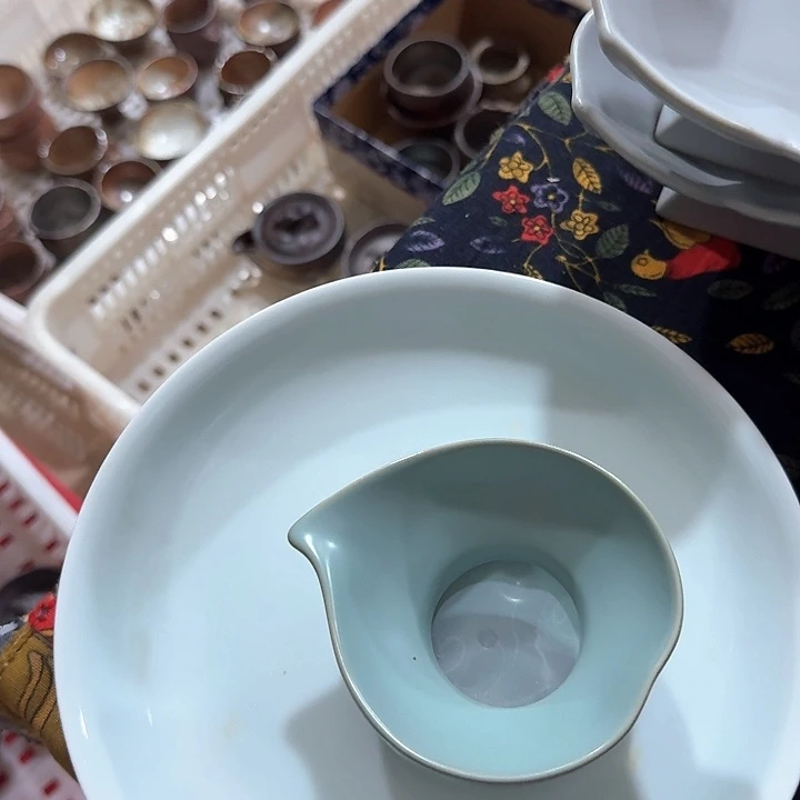 韩*茶漏一个，瓷。。品茗