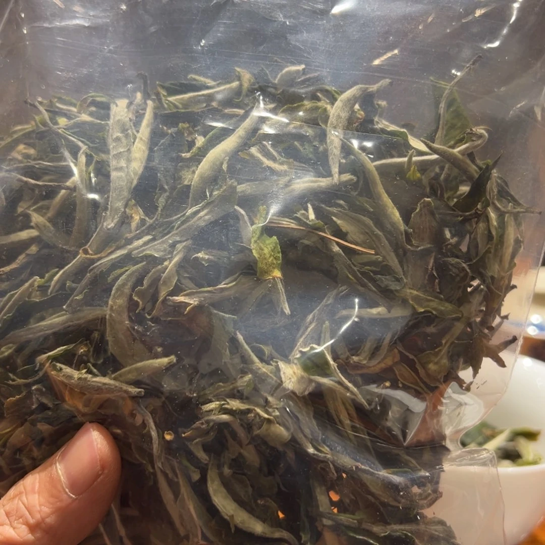 文*2025年云南古树白茶一份