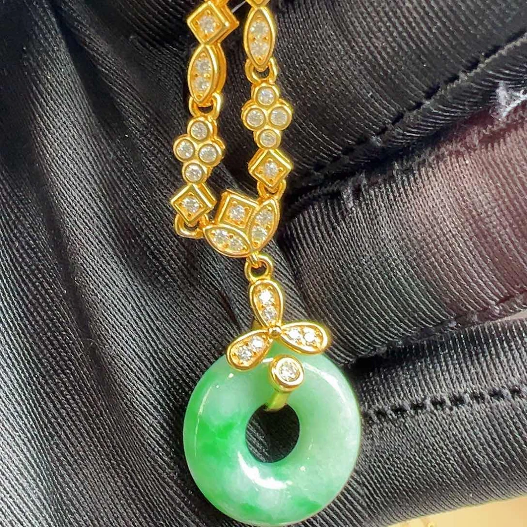 银S925镶嵌翡翠耳饰