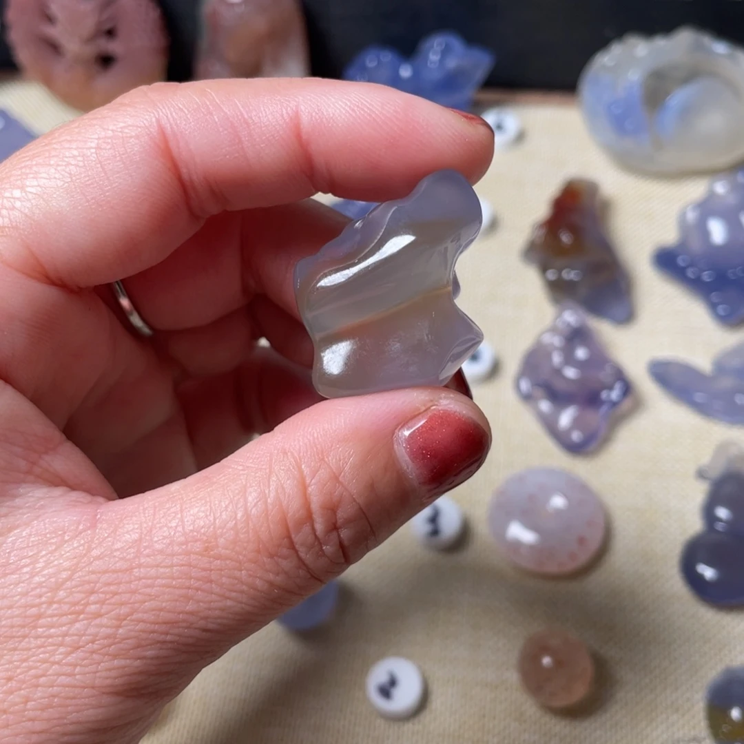 玛瑙/玉髓未镶嵌颈饰蓝玛瑙随行吊坠