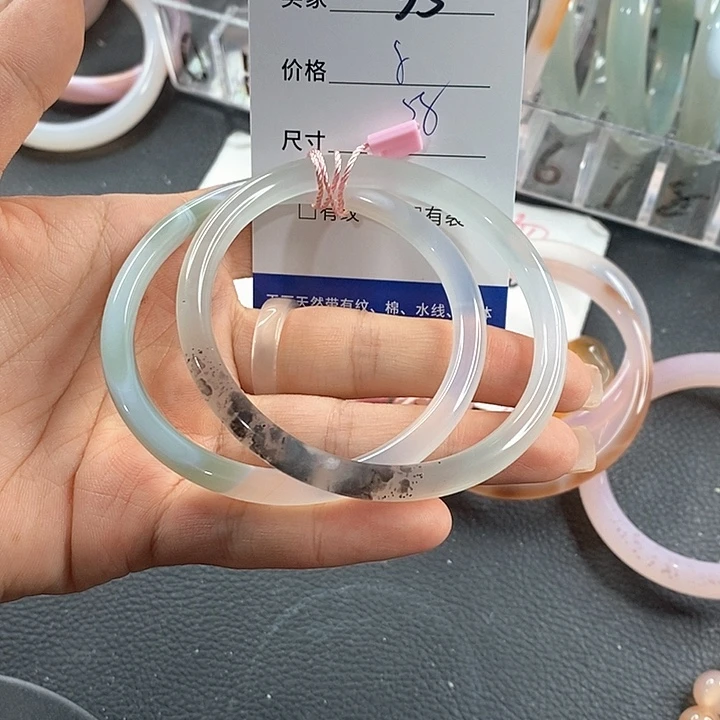 玛瑙/玉髓未镶嵌手镯35