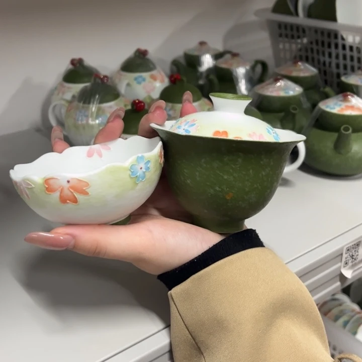 两件套哈哈哈哈哈哈