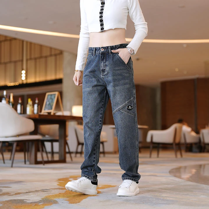 2025秋冬季无弹男士牛仔裤直筒裤中腰常规款休闲潮流拼接刺绣长裤