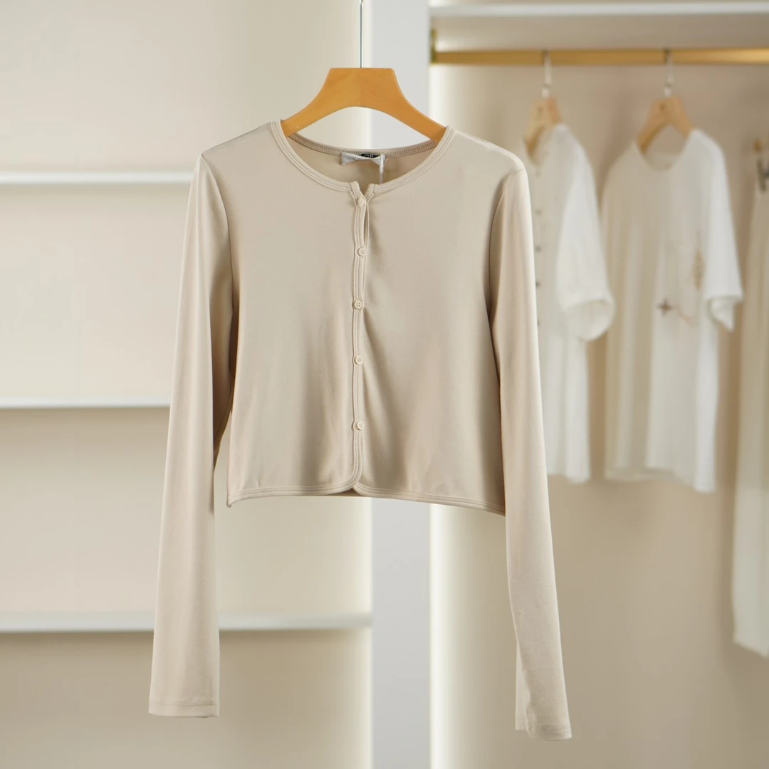 麦迪尚品【K】50428349 春季薄款圆领长袖开衫品牌撤柜女装