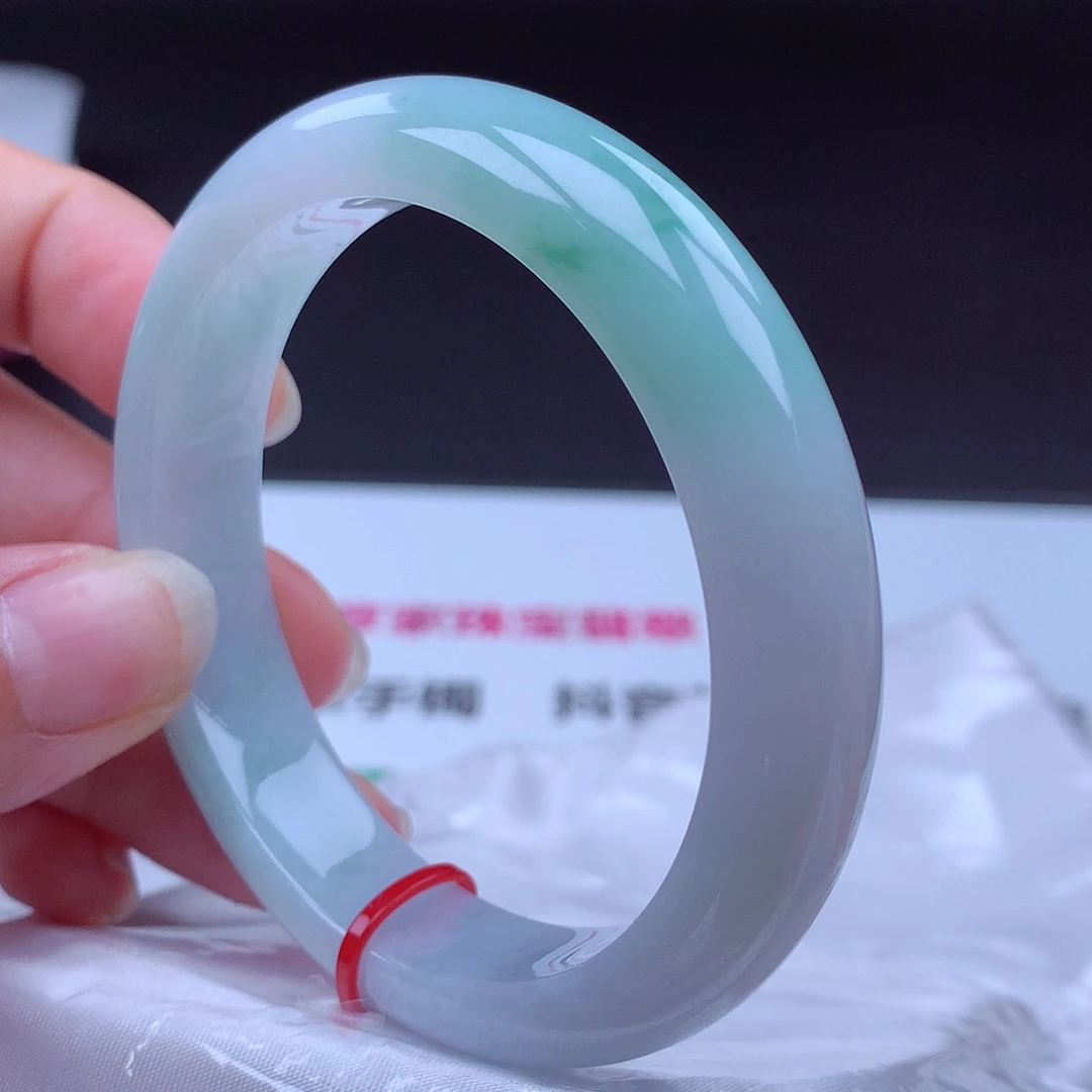 L***n翡翠未镶嵌手镯手镯001960