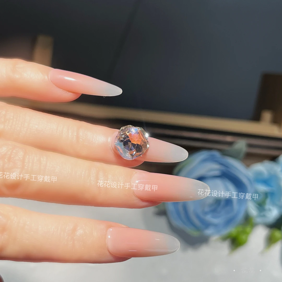 裸心机~秋冬冰透指尖穿戴甲ins新中式纯欲手工渐变百搭裸色超闪钻