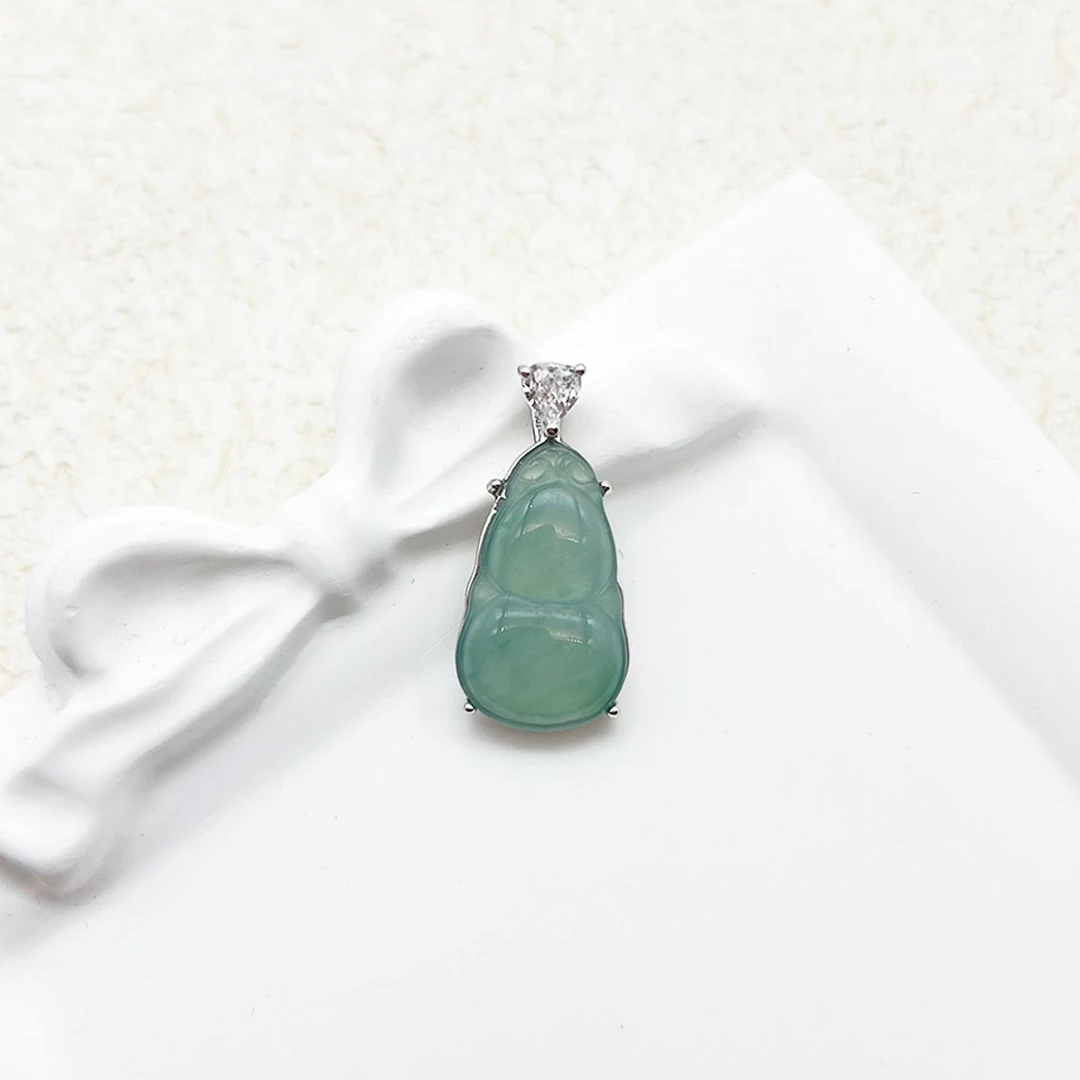 天然翡翠葫芦吊坠-ARF1063（尺寸19.5*12*6mm)