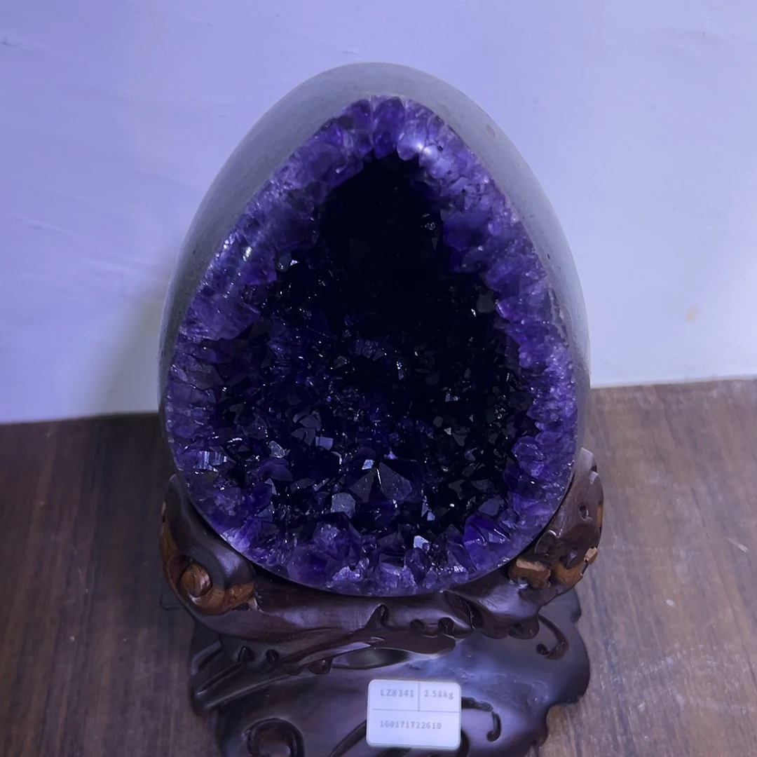 贺***子未镶嵌紫晶大型摆件（非配饰）