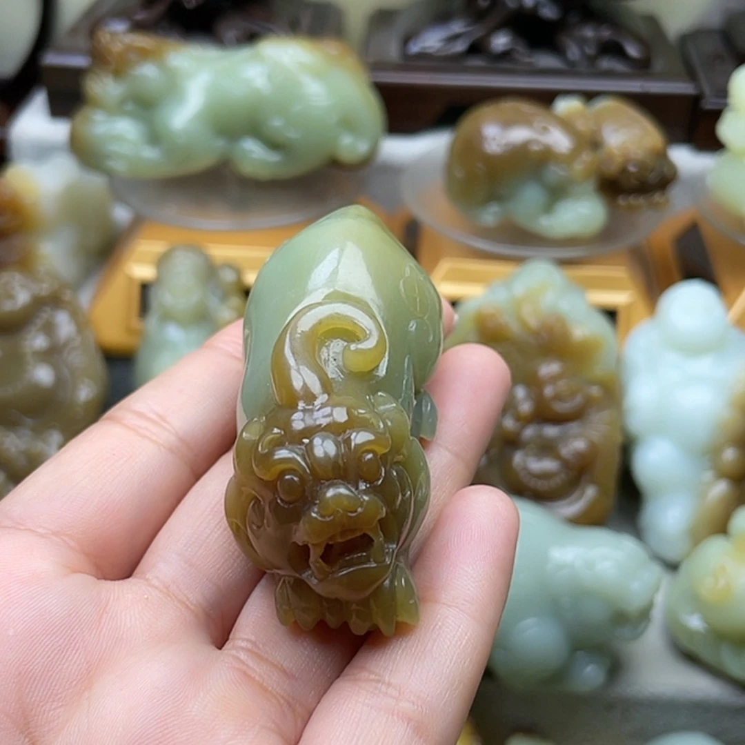 【闪购商品】和田玉未镶嵌挂件郑***菜