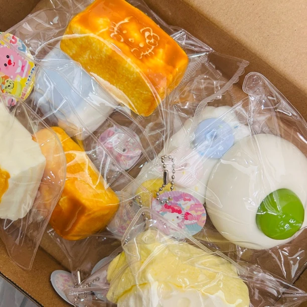 主播代拆 无售后默认大瑕盲盒食品级硅胶捏捏盲盒 (No退No换)