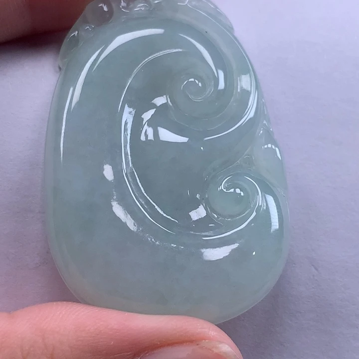 颈饰未镶嵌翡翠如意