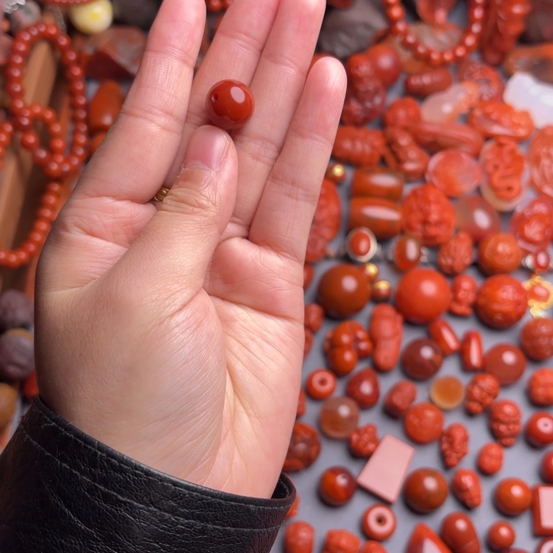 y***f南红玛瑙未镶嵌珠宝奇石