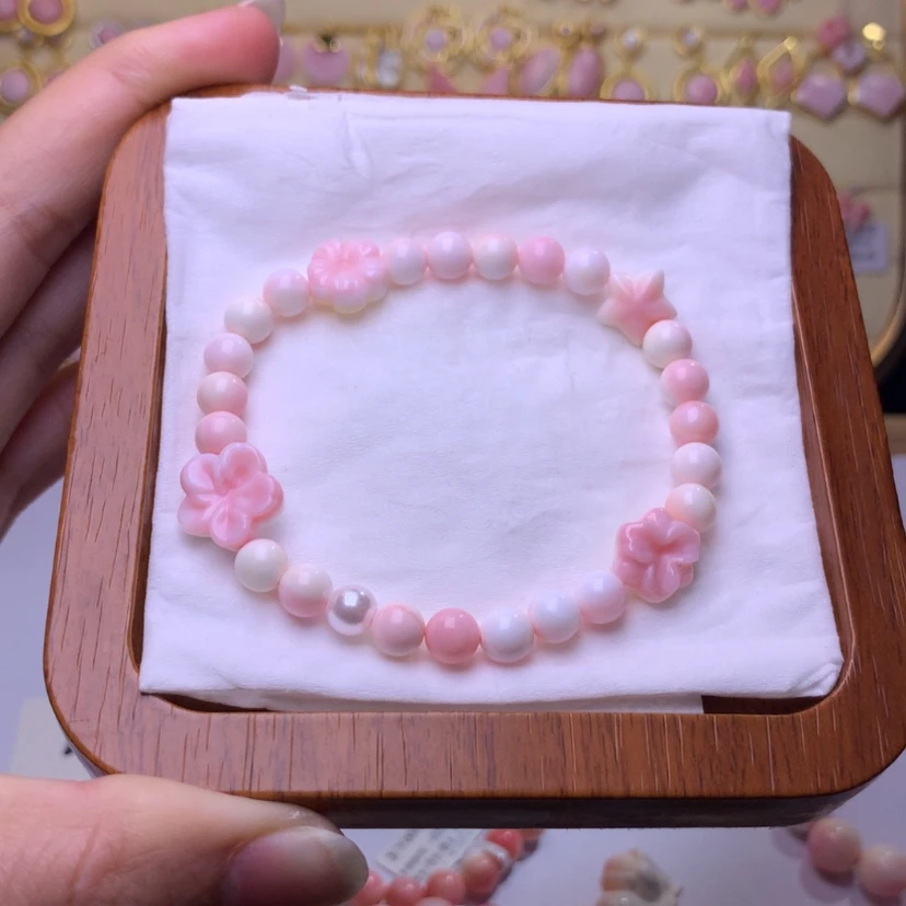 【闪购商品】查罗石颈饰合金福利