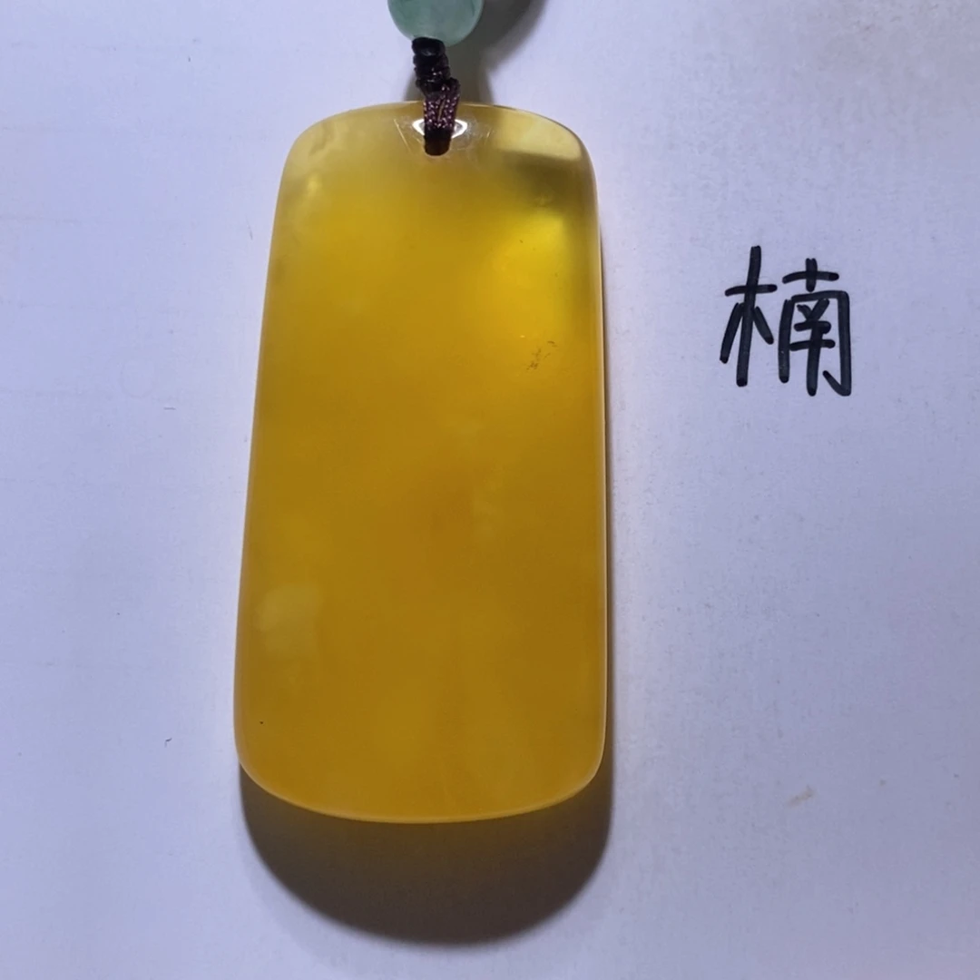 未镶嵌琥珀珠宝奇石