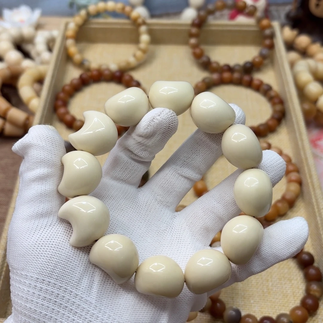 菩提根/象牙果吊坠牙果瑕疵机抛月亮256