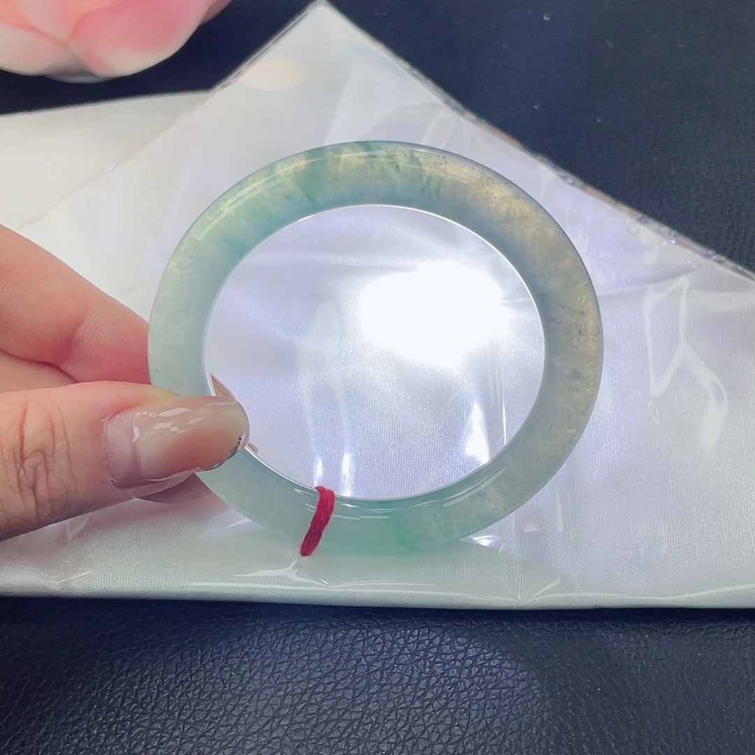 翡翠未镶嵌手镯54圆条冰透飘花带金丝翠