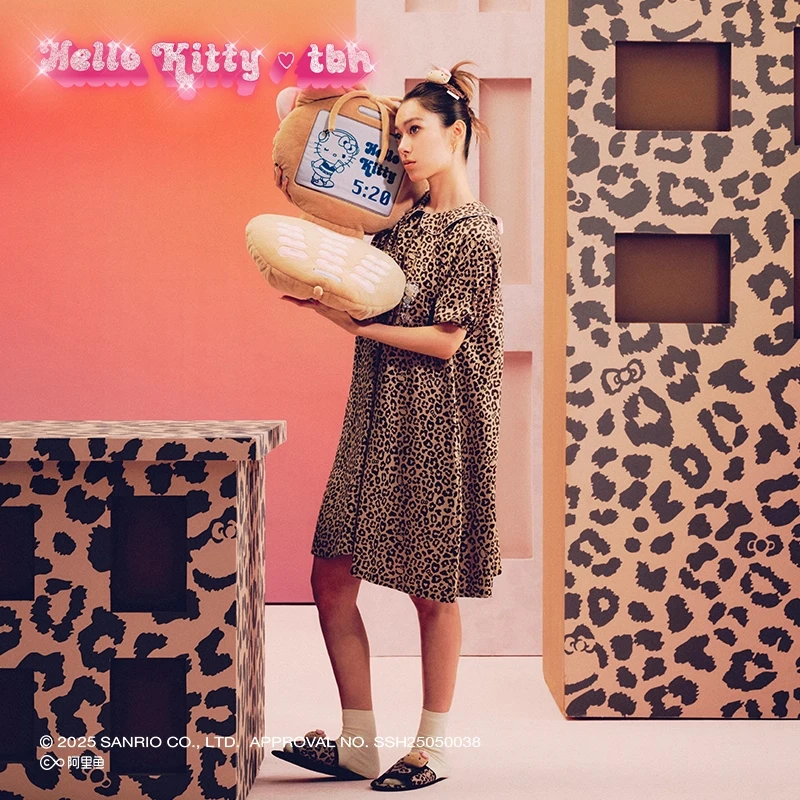 tbh/野兽派家居三丽鸥Hello Kitty天丝棉豹纹家居裙可外穿睡裙