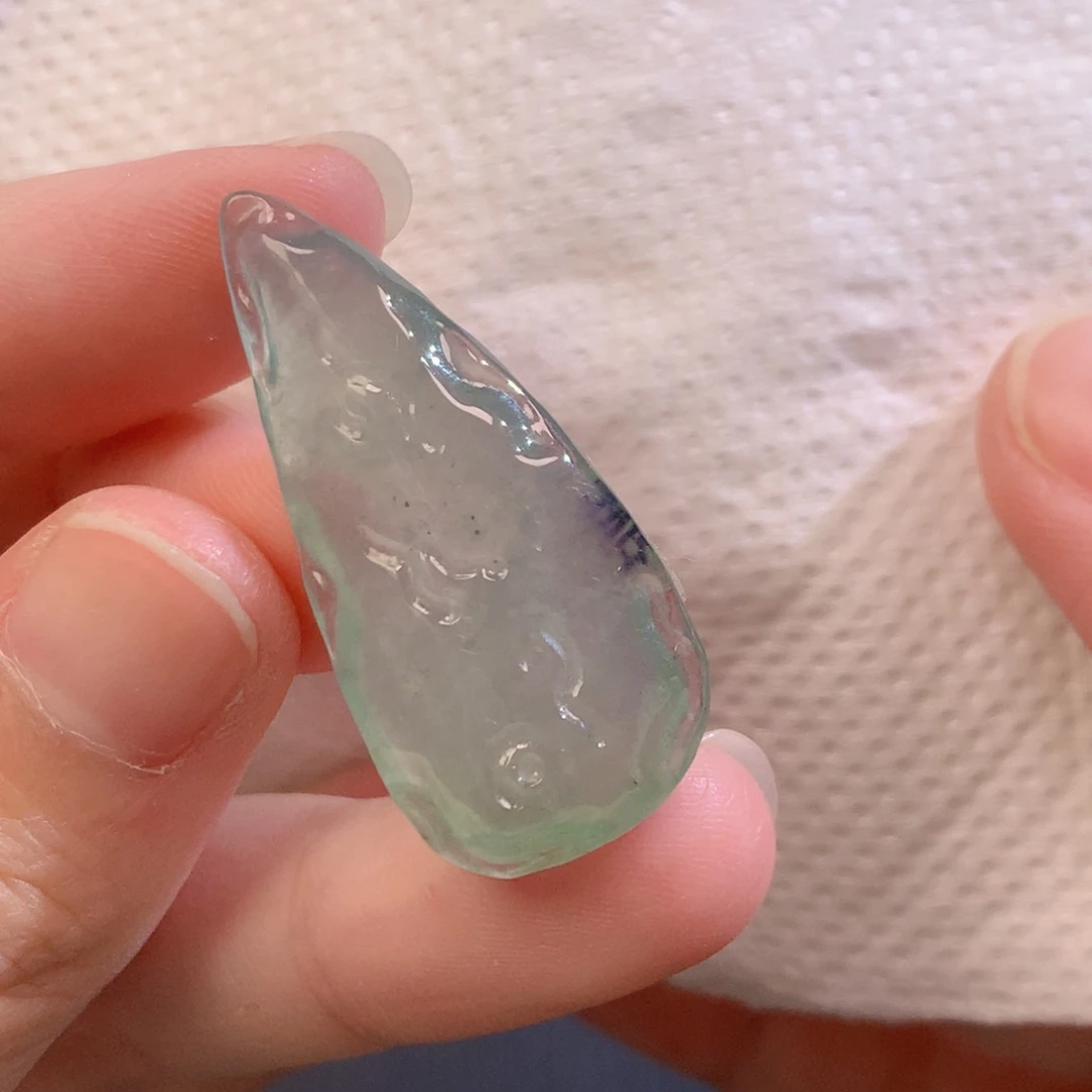 翡翠未镶嵌吊坠(不含链)86