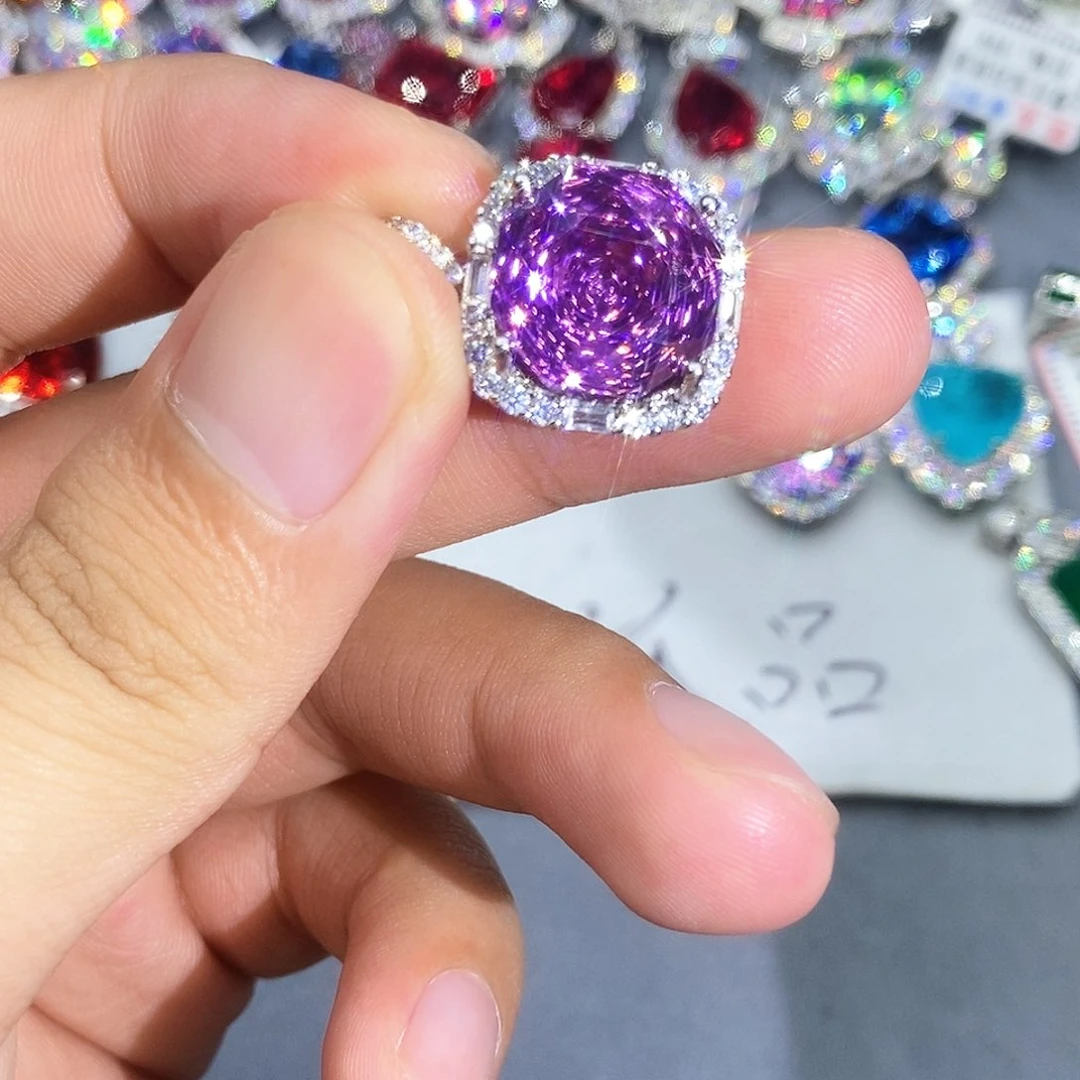 合金石英质玉戒指