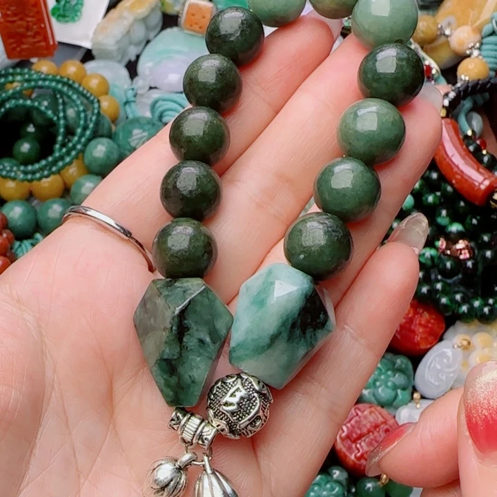 翡翠颈饰未镶嵌天然A货73