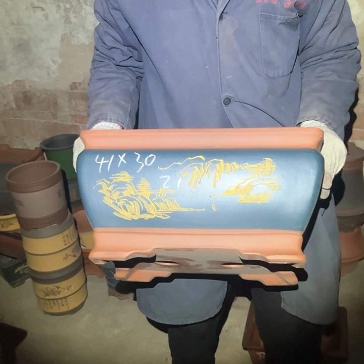 紫砂紫砂花盆也被人拿走