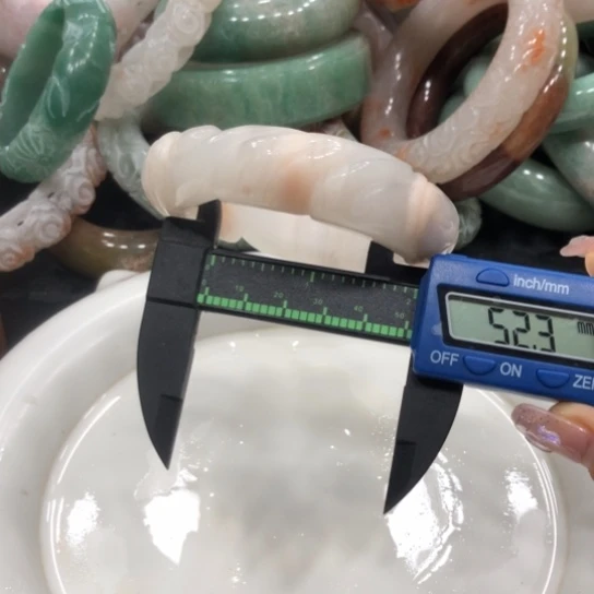 未镶嵌石英质玉珠宝半成品32