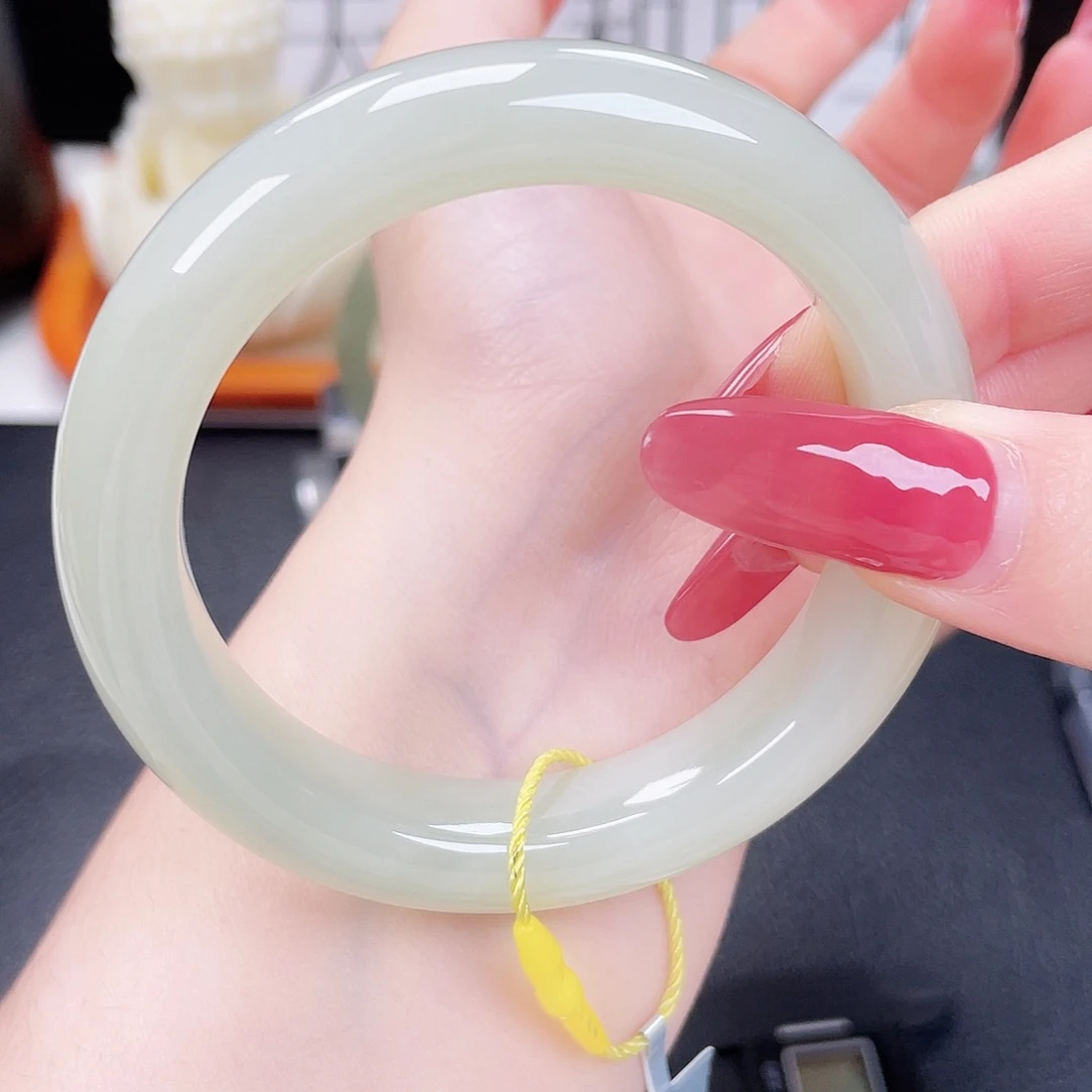 和田玉未镶嵌手镯5455