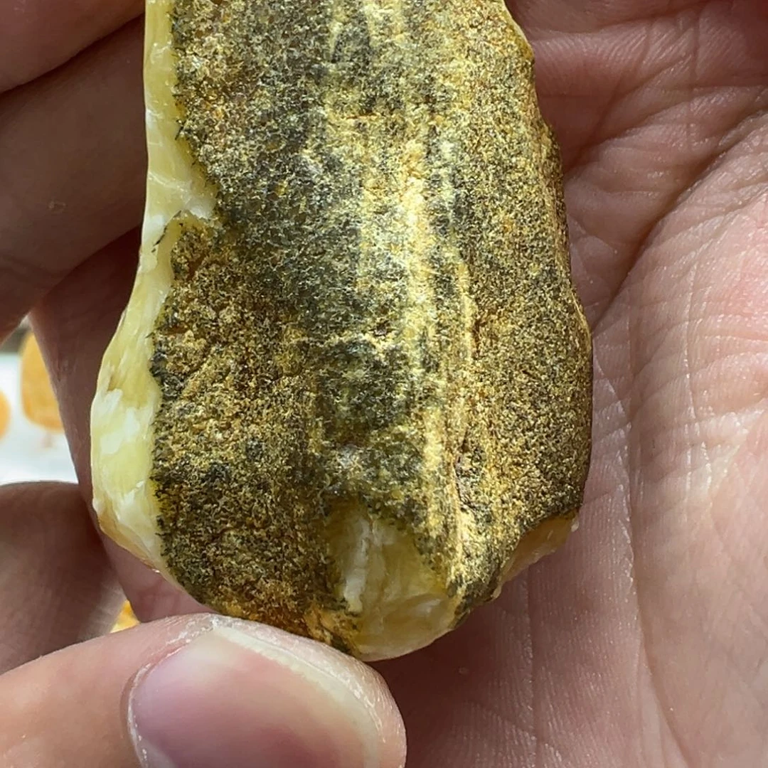 定制琥珀快****8蜜蜡定制