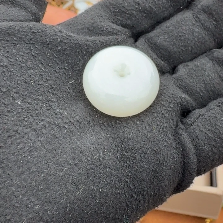 和田玉未镶嵌颈饰冉冉26